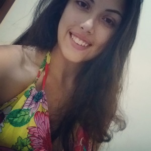 Aline Flores